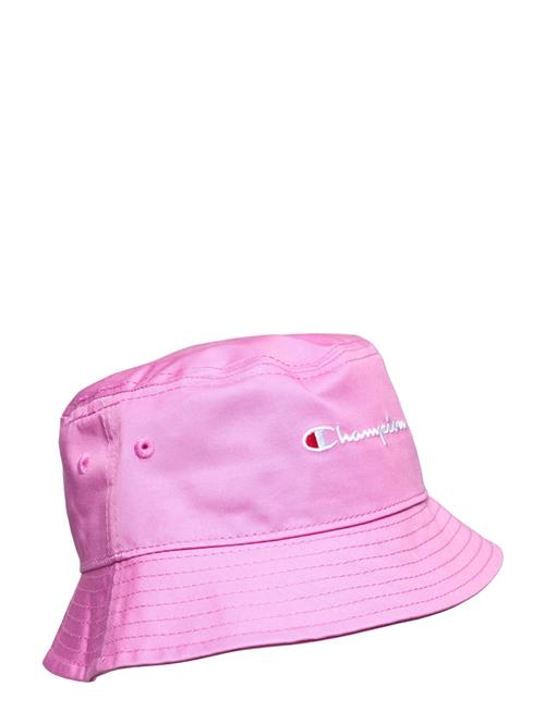 Se Champion Bucket Cap Champion Pink ved Booztlet