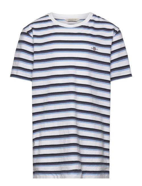 Se GANT Striped Shield T-Shirt GANT Patterned ved Booztlet