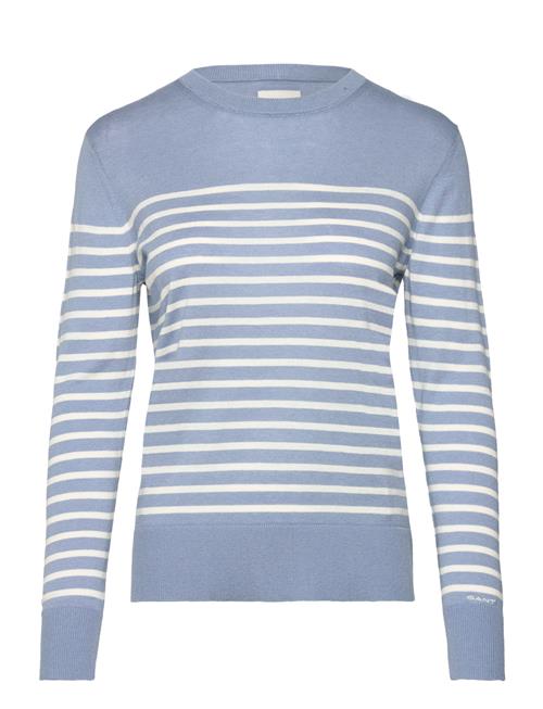 Se GANT Fine Knit Striped C-Neck GANT Blue ved Booztlet