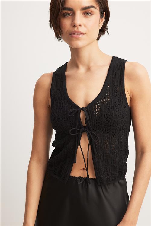 NA-KD Knitted Crochet Vest - Black