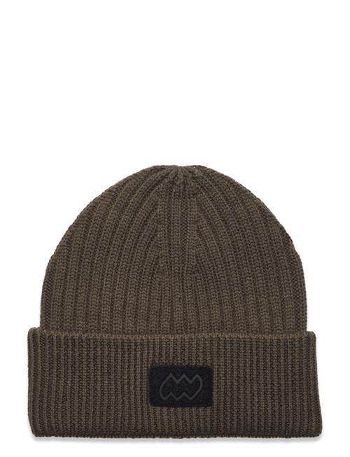 Se Mountain Works Infinite Beanie Mountain Works Khaki ved Booztlet