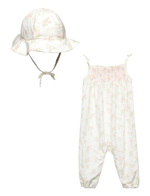 Se Ralph Lauren Baby Floral Smocked Jumpsuit & Hat Set Ralph Lauren Baby White ved Booztlet