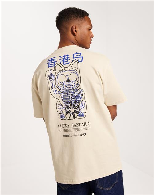 Se Woodbird WBBaine Bastard Tee Oversized t-shirts Offwhite/Navy ved NLY Man