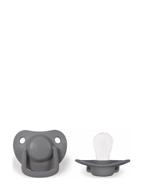 Se Filibabba 2-Pack Pacifiers - Dark Grey 0-6 Months Filibabba Grey ved Booztlet