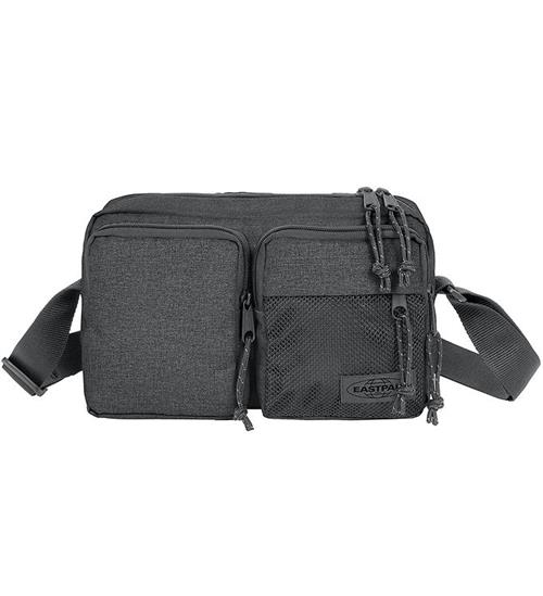 Se Eastpak Eastpak Skuldertaske - Double Cros - 4,5L - Black Denim ved KidsWorld