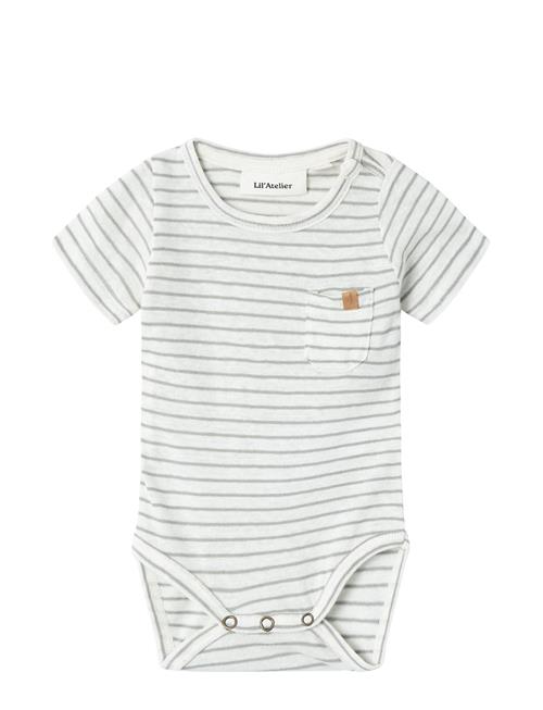 Se Lil'Atelier Nbmhektor Ss Body Lil Lil'Atelier Blue ved Booztlet