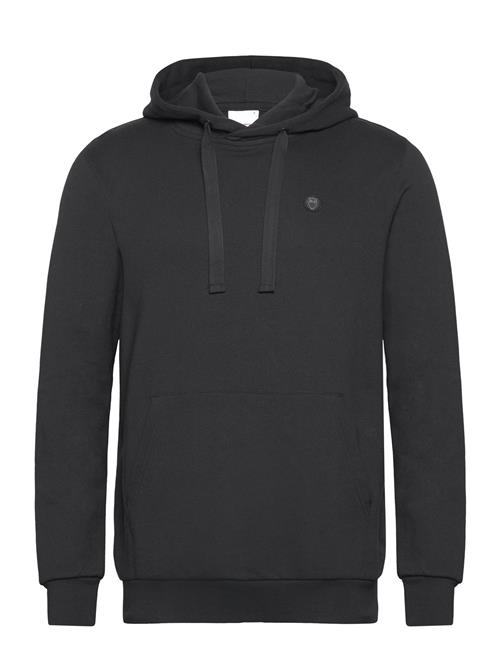 Se Knowledge Cotton Apparel Arvid Basic Hood Badge Sweat - Gots Knowledge Cotton Apparel Black ved Booztlet