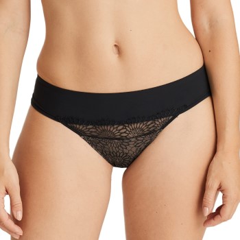 PrimaDonna Trusser Sophora Thong Sort 38 Dame