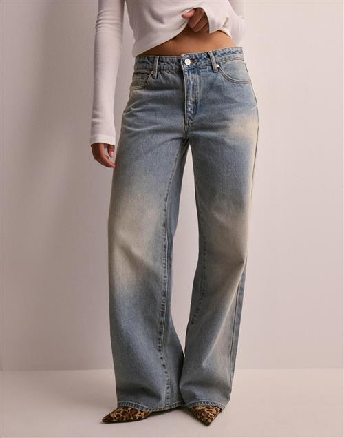 Se Abrand Jeans - Blå - 99 Baggy Paxe ved Nelly