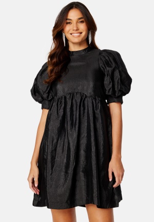 Se Pieces Mia 2/4 Dress Black XS ved Bubbleroom