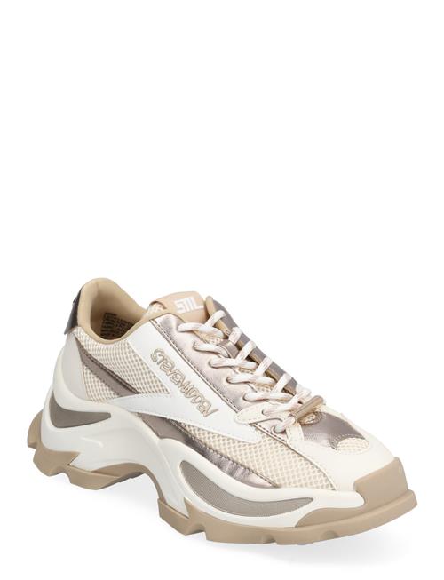 Se Steve Madden Zoomz Sneaker Steve Madden Cream ved Booztlet