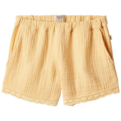 Se Wheat Eileen Shorts Pale Apricot | Gul | 104 cm ved Babyshop