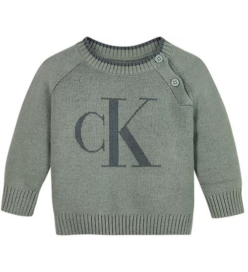 Se Calvin Klein Bluse - Strik - Fluffy Monogram Logo - Meteor Green ved KidsWorld