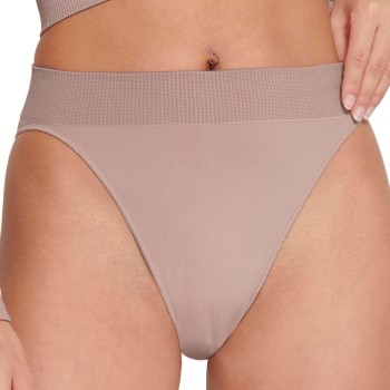 Sloggi Trusser EVER Infused High Leg Brief Lyserosa Medium Dame