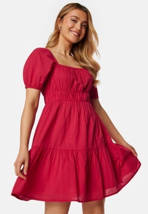 Se BUBBLEROOM Short Sleeve Cotton Dress Red XS ved Bubbleroom