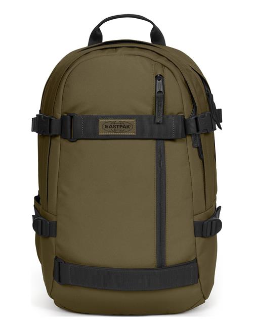 Se Eastpak Getter Eastpak Khaki ved Booztlet