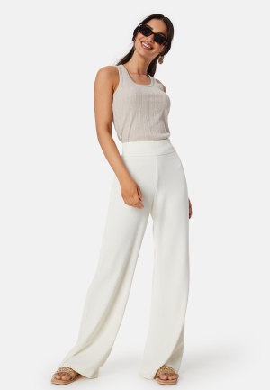 Se BUBBLEROOM Odelle Wide High Waist Pants Offwhite 42 ved Bubbleroom