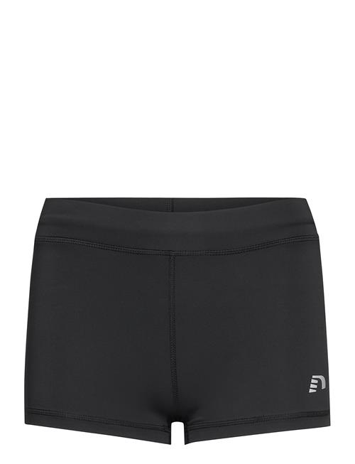 Women Core Athletic Hotpants Newline Black