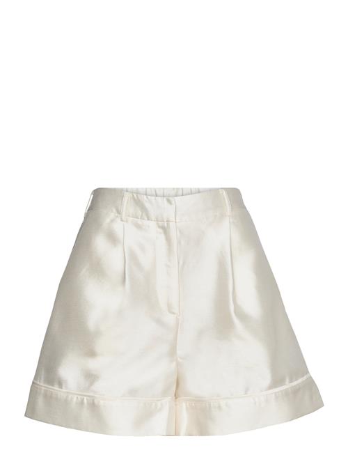 Se Malina Josie High Rise Silk Mix Shorts Malina Cream ved Booztlet