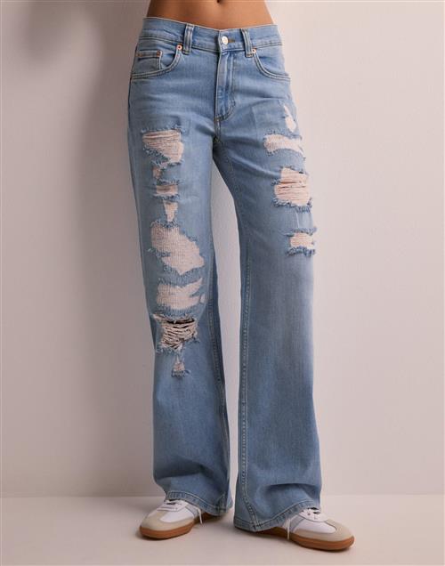 Se Nelly - Blå - Low Waist Loose Jeans ved Nelly