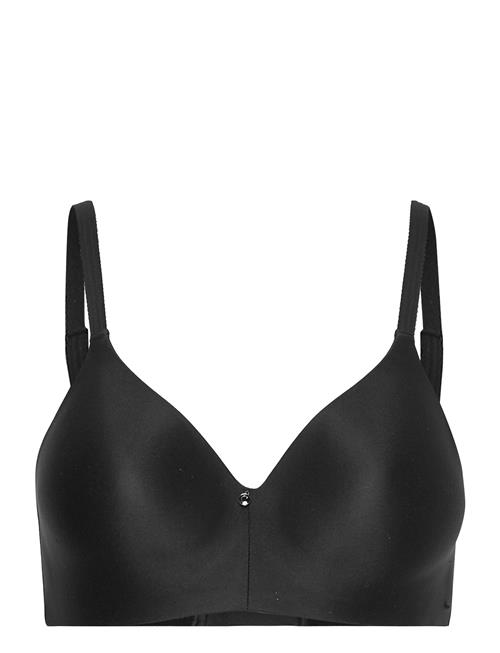 Se CHANTELLE C Comfort Wirefree Support T-Shirt Bra CHANTELLE Black ved Booztlet