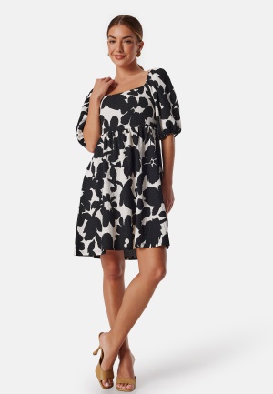 Se BUBBLEROOM Puff Sleeve Short Dress Patterned S ved Bubbleroom