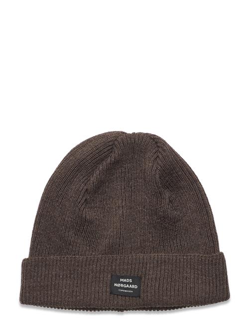 Se Mads Nørgaard Wool Ask Beanie Mads Nørgaard Brown ved Booztlet