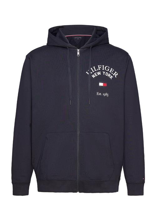 Se Tommy Hilfiger Bt-Wcc Arched Varsity Zip Thru-B Tommy Hilfiger Navy ved Booztlet