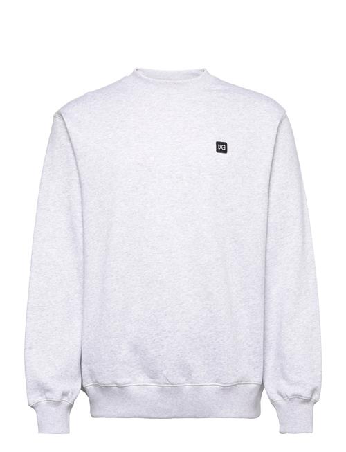 Se Makia Laurel Sweatshirt Makia Grey ved Booztlet