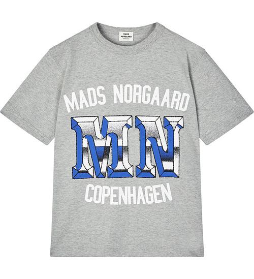 Se Mads NÃ¸rgaard Mads NÃ¸rgaard T-shirt - Theo - Light Grey Melange ved KidsWorld