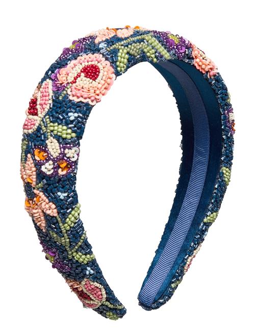 Se Becksöndergaard Primula Wide Beaded Hairbrace Becksöndergaard Patterned ved Booztlet