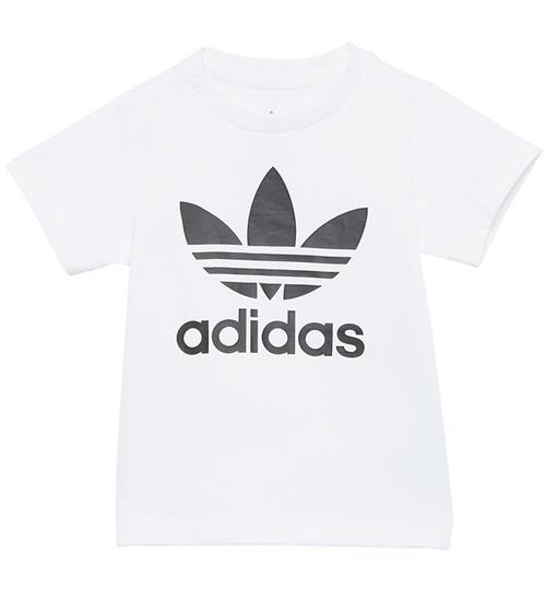 Se adidas Originals adidas Originals T-shirt - Trefoil - Hvid ved KidsWorld