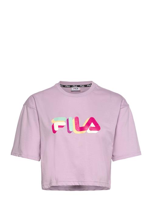 Se FILA Beuna Cropped Graphic Tee FILA Pink ved Booztlet