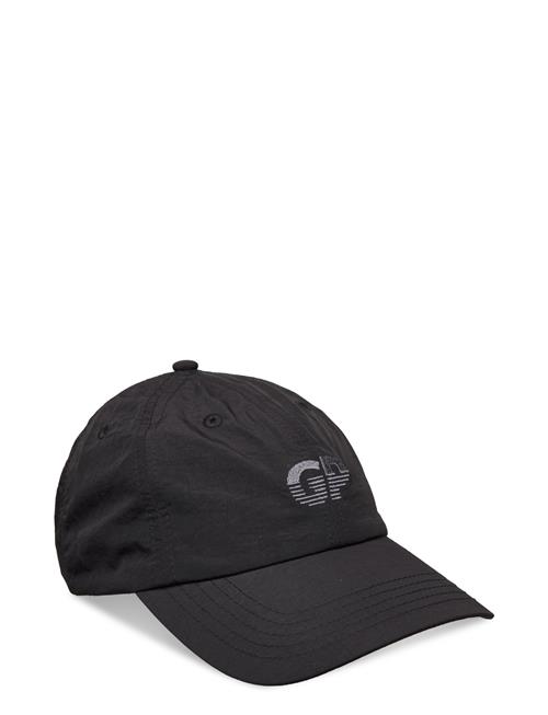 Se Garment Project Water Repellent Cap - Black Garment Project Black ved Booztlet