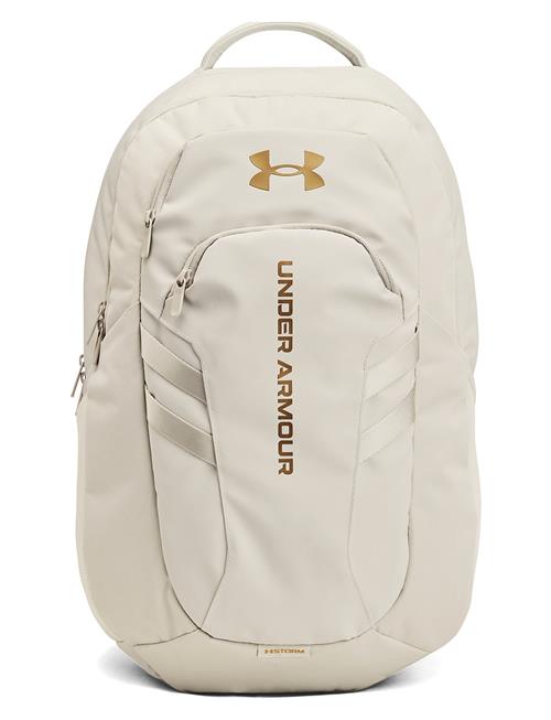 Se Under Armour Ua Hustle 6.0 Pro Bp Under Armour Cream ved Booztlet