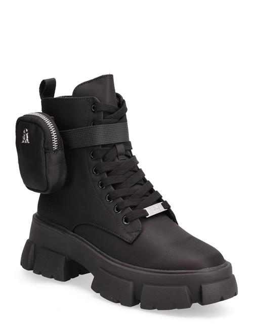 Se Tanker-P Bootie Steve Madden Black ved Booztlet