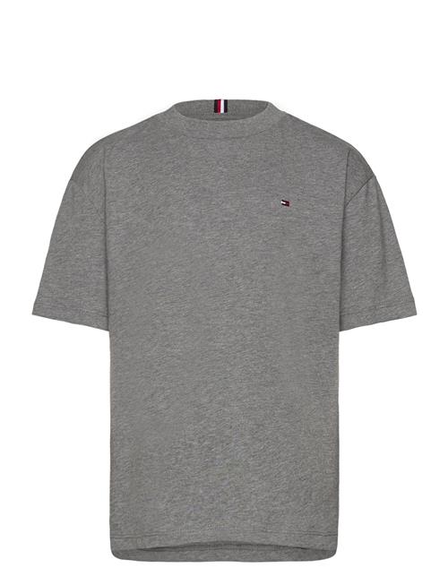 Se Tommy Hilfiger Essential Tee S/S Tommy Hilfiger Grey ved Booztlet