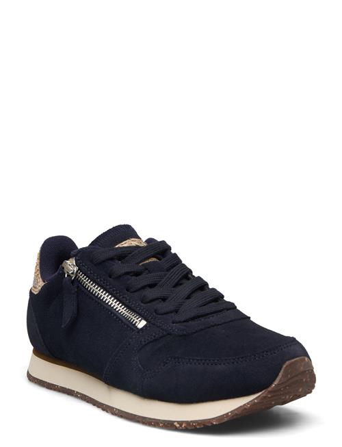 Se WODEN Ydun Suede Zipper WODEN Navy ved Booztlet