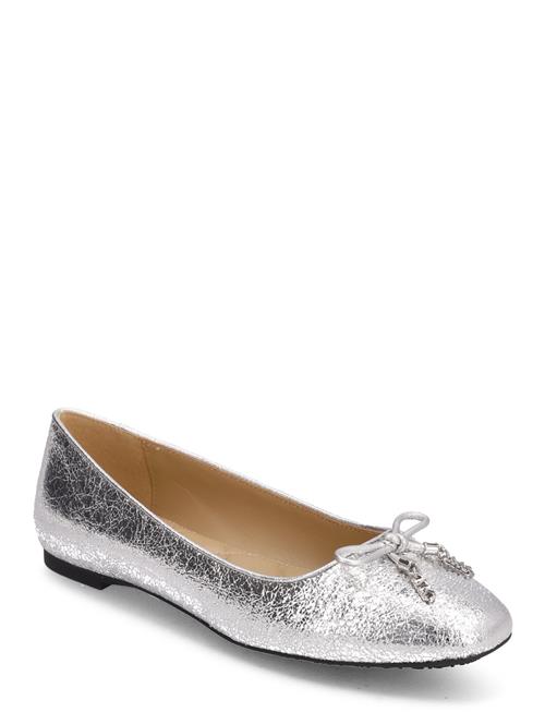 Se Michael Kors Nori Flex Flat Michael Kors Silver ved Booztlet