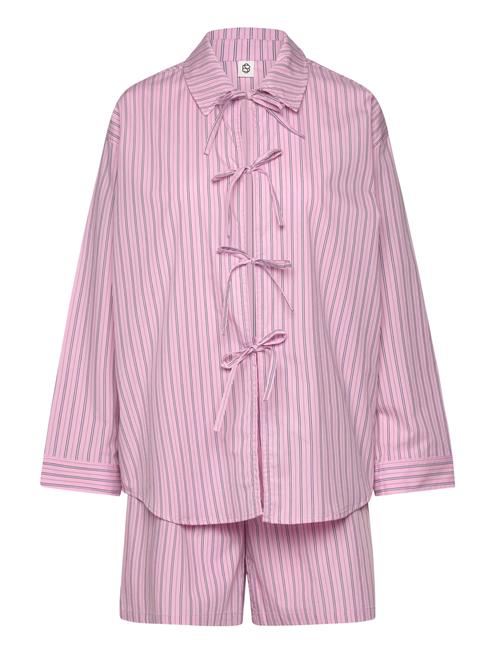 Se Becksöndergaard Stripel Set Shirt+Shorts Becksöndergaard Pink ved Booztlet