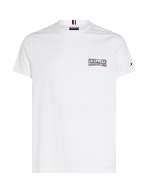 Se Tommy Hilfiger Printed Badge Tee Tommy Hilfiger White ved Booztlet