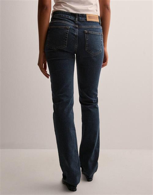 Se Woodbird - Blå - WBCamil 90s Jeans ved Nelly