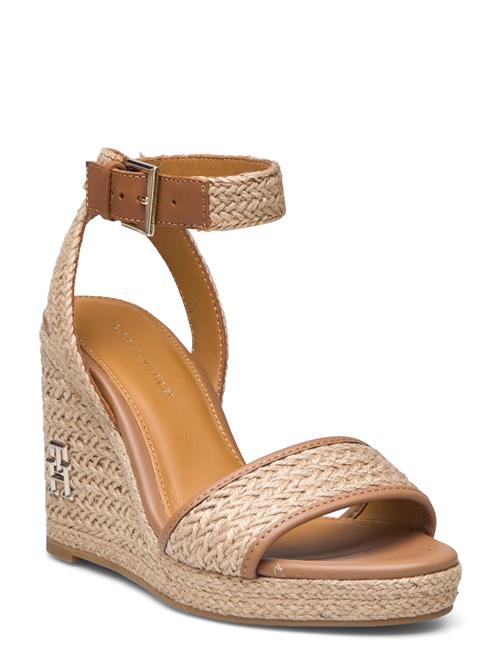 Se Tommy Hilfiger Th Rope High Wedge Sandal Tommy Hilfiger Beige ved Booztlet