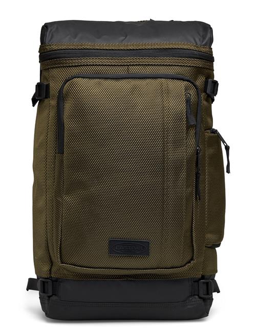 Se Eastpak Tecum Top Eastpak Khaki ved Booztlet