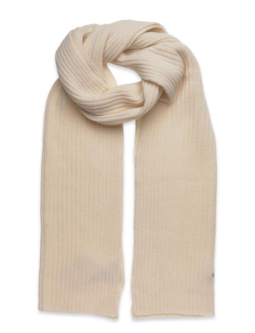 Se GANT Unisex. Shield Wool Knit Scarf GANT Cream ved Booztlet