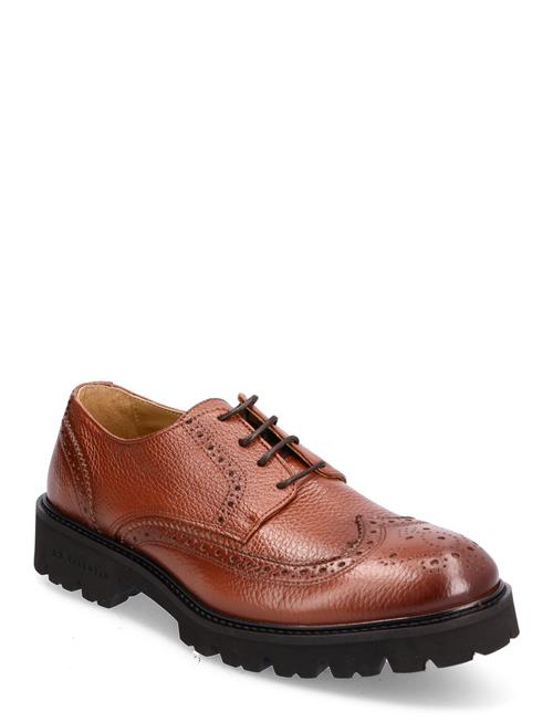 Se S.T. VALENTIN Lightweight Derby Brogue - Grained Leather S.T. VALENTIN Brown ved Booztlet