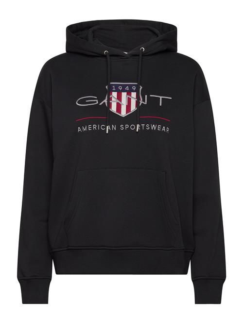 Se GANT Rel Archive Shield Hoodie GANT Black ved Booztlet