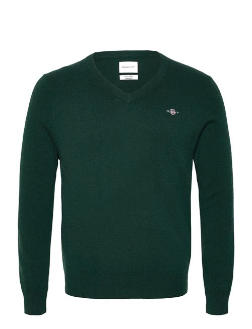 Se GANT Extrafine Lambswool V-Neck GANT Green ved Booztlet