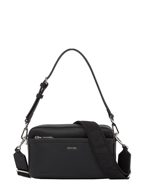 Calvin Klein Ck Must Convertible Camera Bag Calvin Klein Black