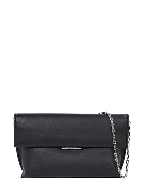 Calvin Klein Linear Shoulder Bag_Sm Pebble Calvin Klein Black